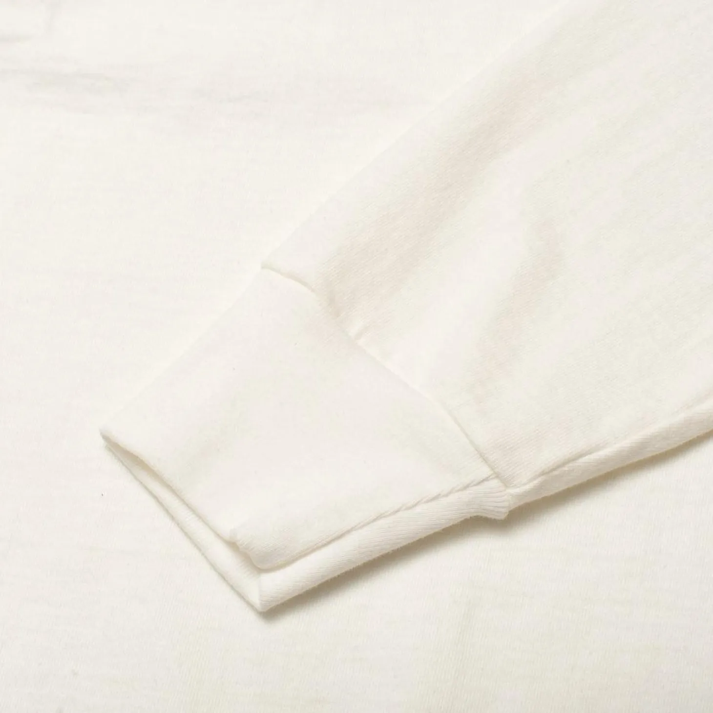 Allevol Heavy Duty Crew Neck Square Pocket L/S T-shirt White