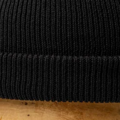 H.W. Dog 3 Roll Knit Cap Black