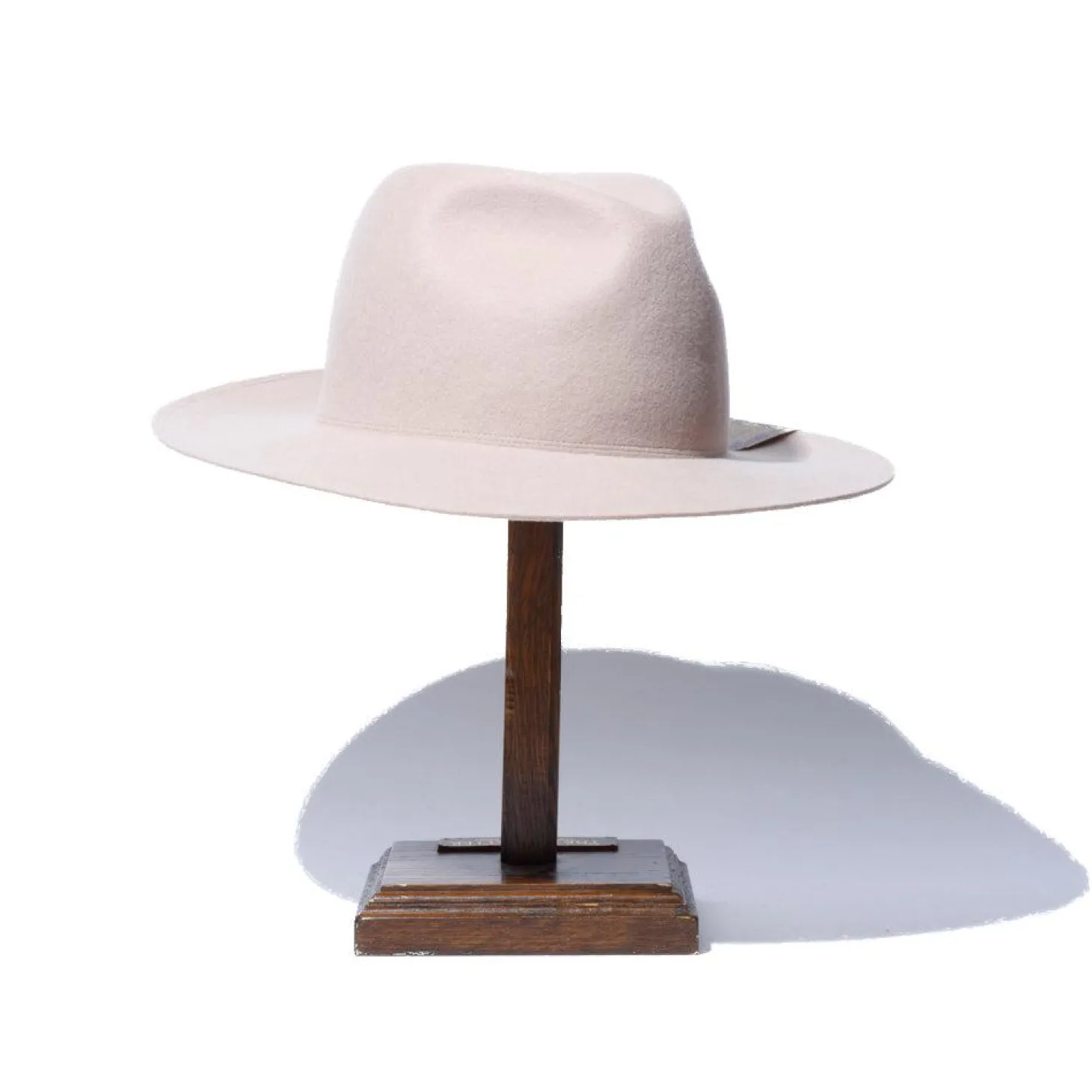 H.W. Dog Travellers Hat Ivory
