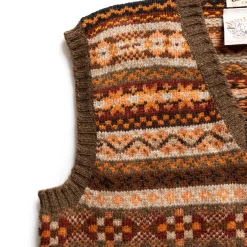 Jamieson's Of Shetland Jamieson's for Clutch Cafe Fair-Isle V-Neck Slip Over Orange x Brown